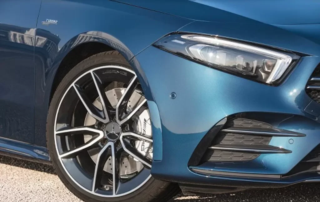 Mercedes-Benz A35 4matic