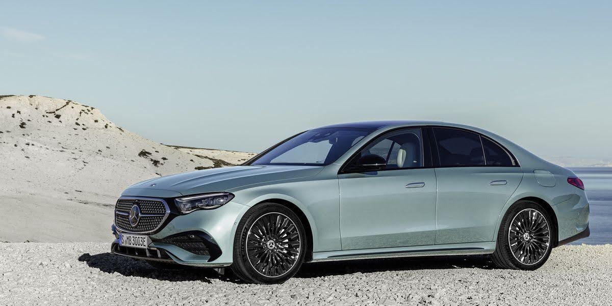 Mercedes giới thiệu phiên bản E – Class mới – Những câu hỏi cần có lời giải đáp